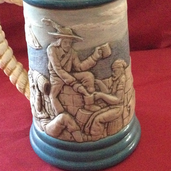 Decorative Colonial Seaman Beer Stein - Picture 10 of 10